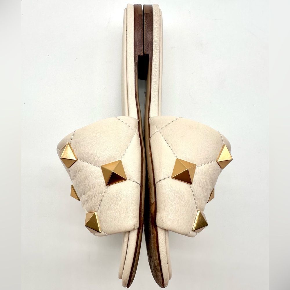 Valentino Garavani Roman Stud Flat Sandals  White Leather Studded Slides EU 38.5 - Picture 5 of 13